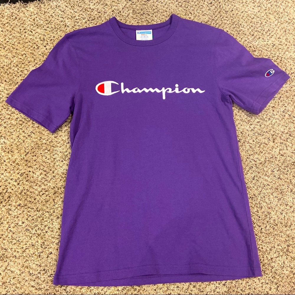 Champion Classic Purple Vintage Embroidered Short Sleeve Tshirt Small